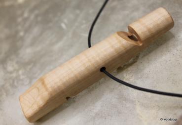 Riegelahorn Doppelpfeife verdreht Nr. 2