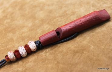 Padouk Doppelpfeife mit Pfeifenband