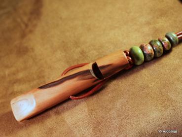 Elsbeere Kernholz Doppelpfeife verdreht mit Pfeifenband