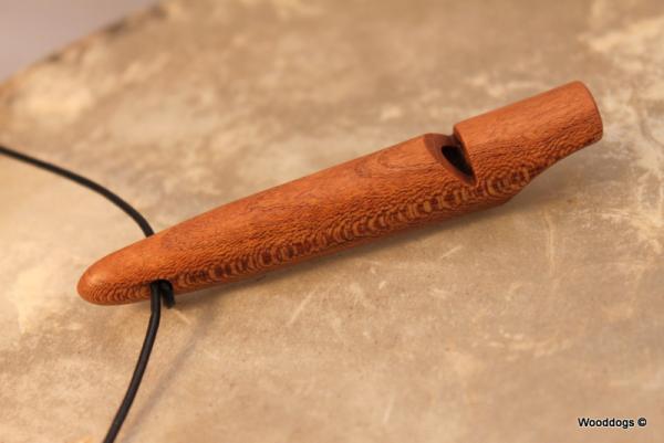 Hundepfeife Mandelbaum