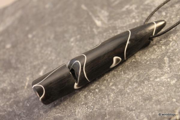 Hundepfeife aus Acryl schwarz