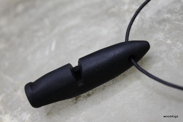Hundepfeife Ebenholz mini mit Beissrille